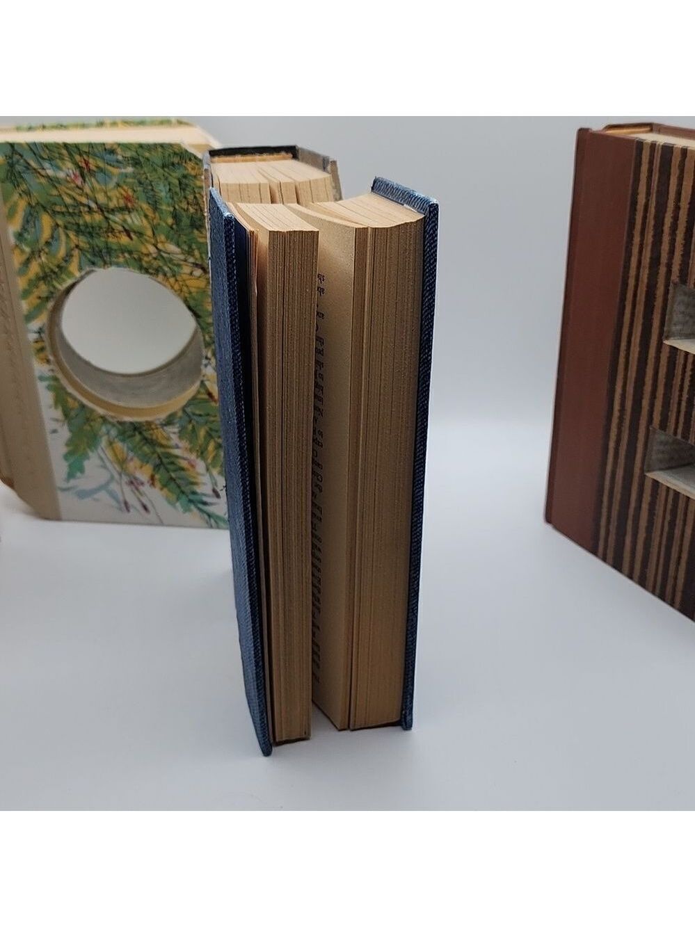 HOME MADE OUT OF BOOKS - Picture 7 of 10